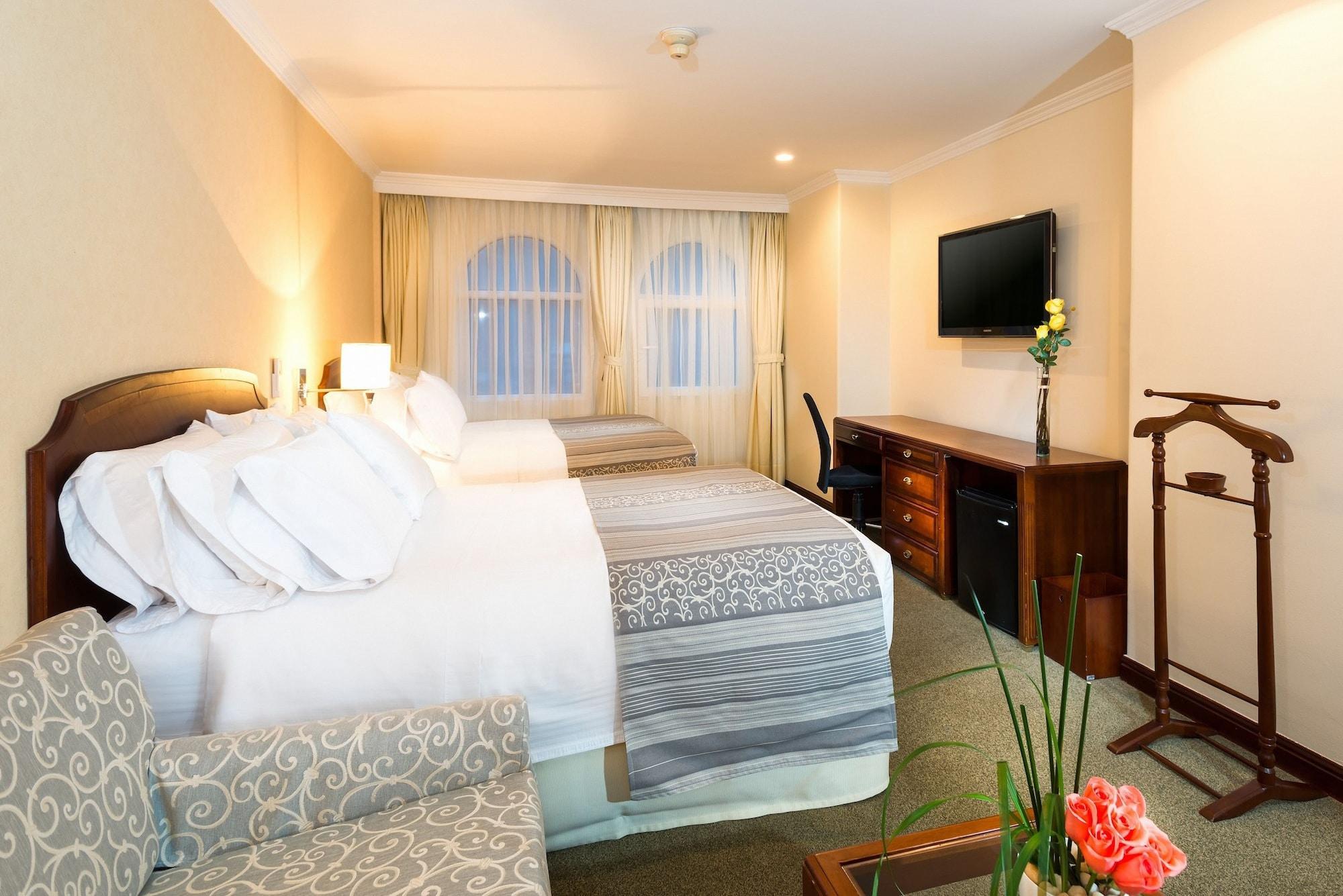 Hotel Dann Carlton Bogota Bagian luar foto